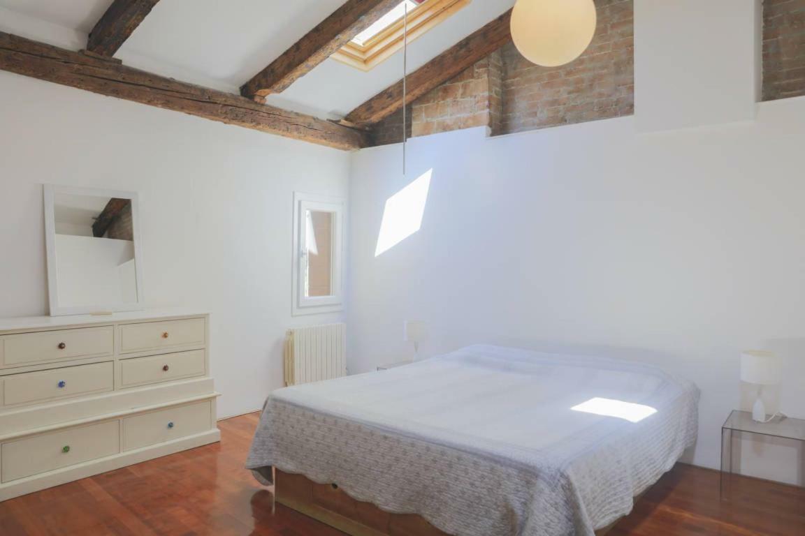 Appartamento Nel Cuore Di Venezia Bagian luar foto